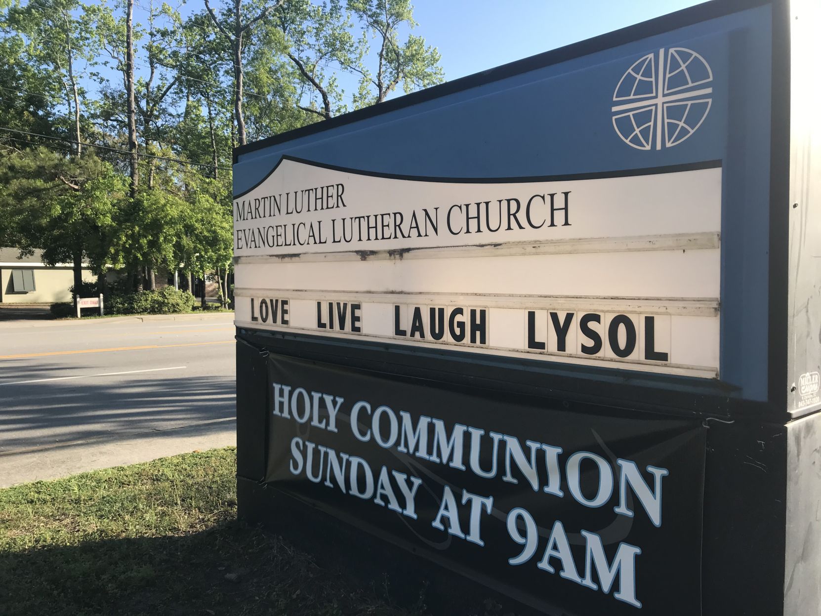 Coronavirus church sign